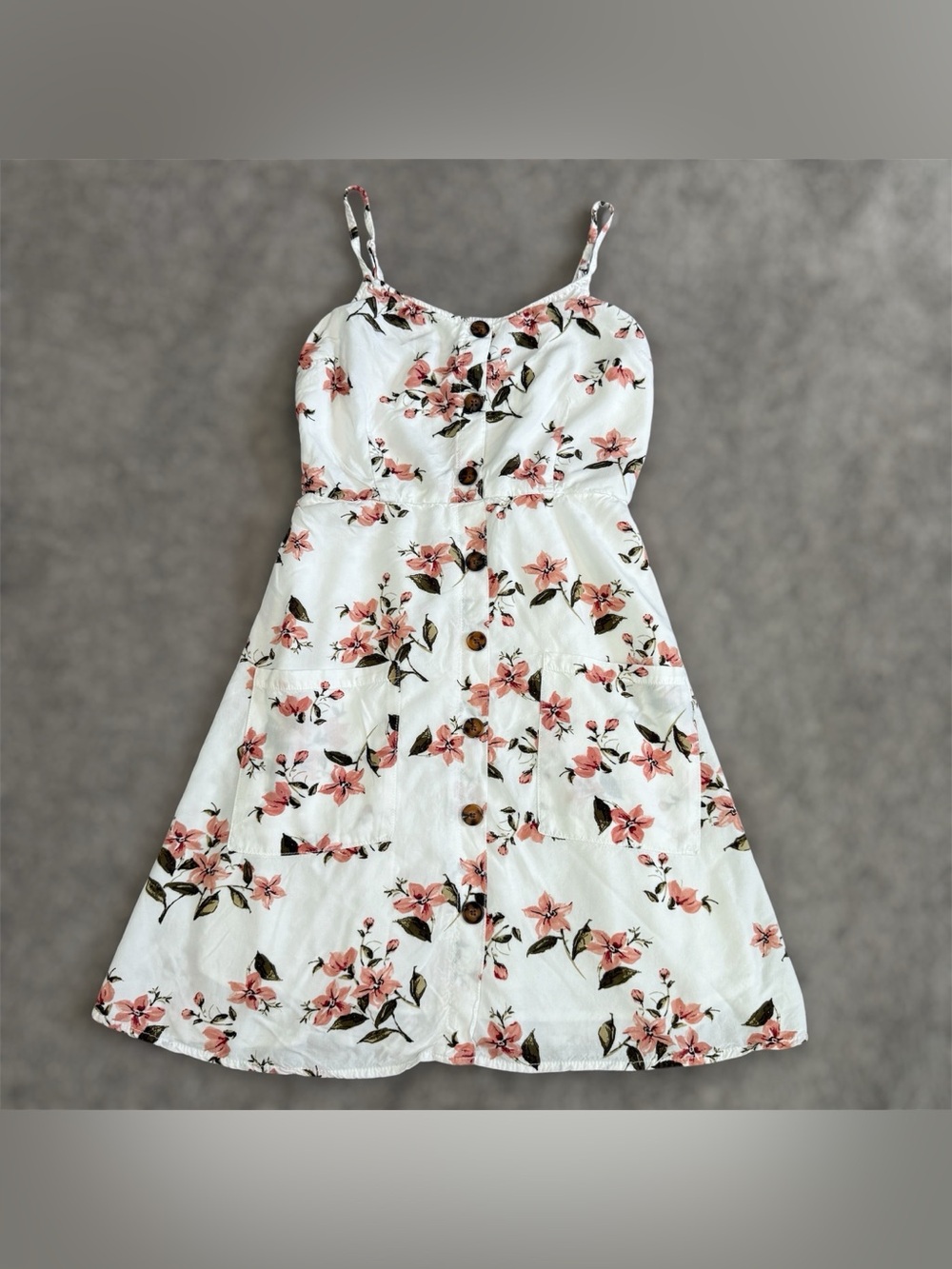 Garage Women’s XS Floral Smocked Sundress Button Front White